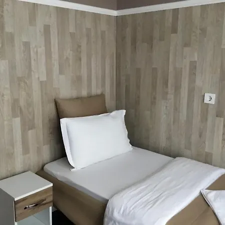 Lägenhetshotell Akman 2*