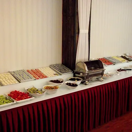 Apart Otel Akman 2*