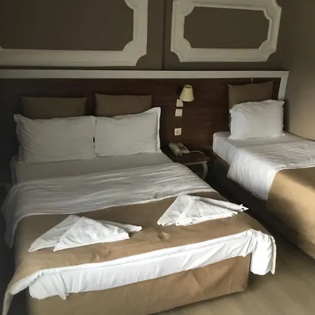 Akman Apartahotel 2*